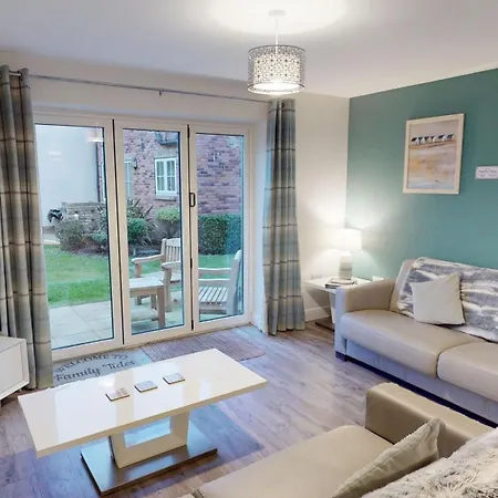 Family Tides At The Bay Filey, Sleeps 5-6, 2 Dogs Welcome For Free Too